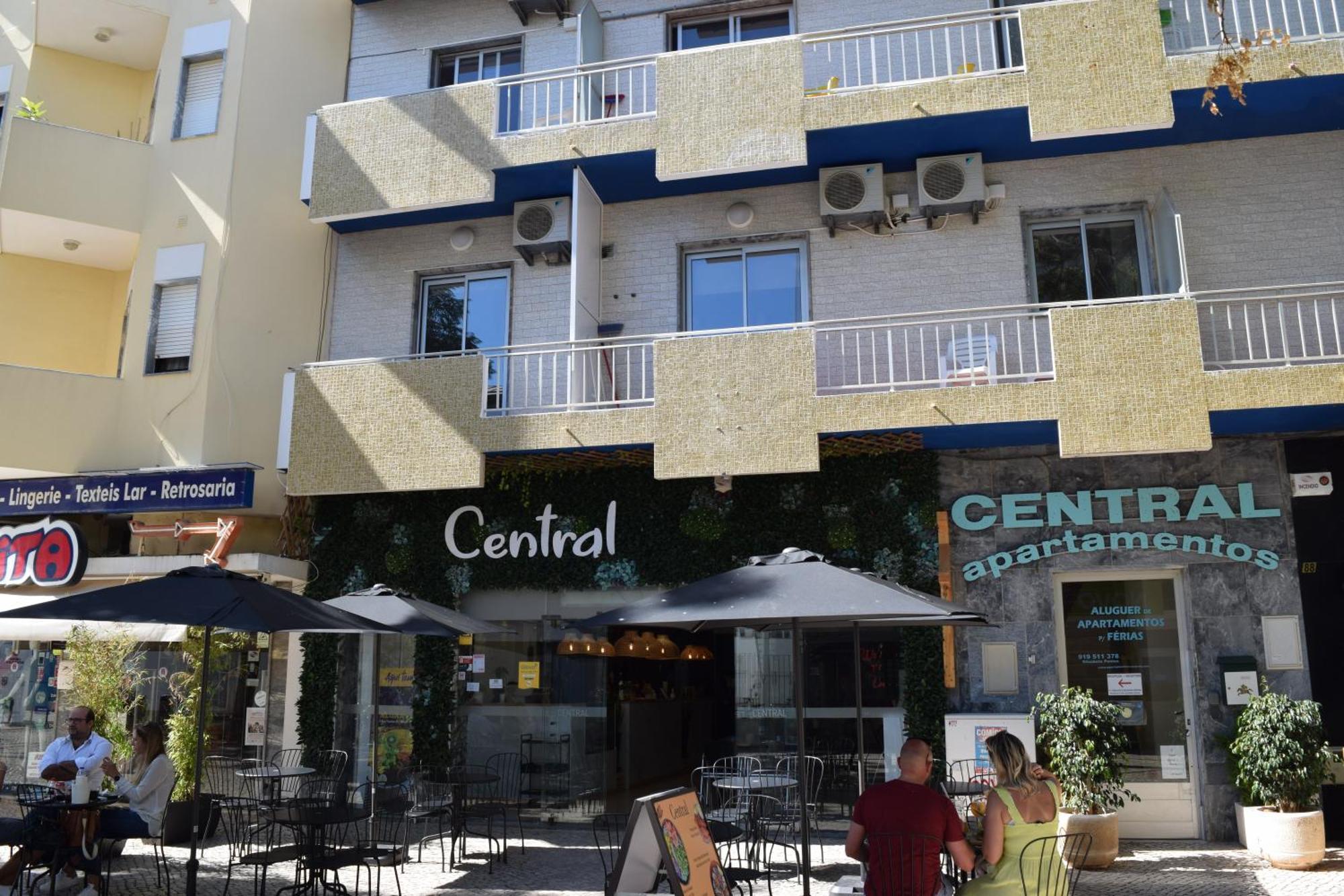 קווארטיירה Apartamentos Central מראה חיצוני תמונה
